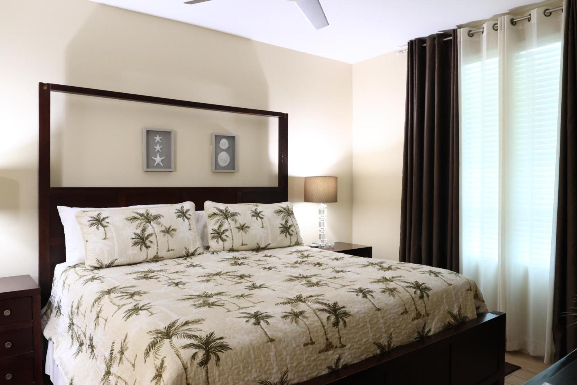Aqua 1504 Beachfront Condo With Free Beach Chairs Panama City Beach Buitenkant foto