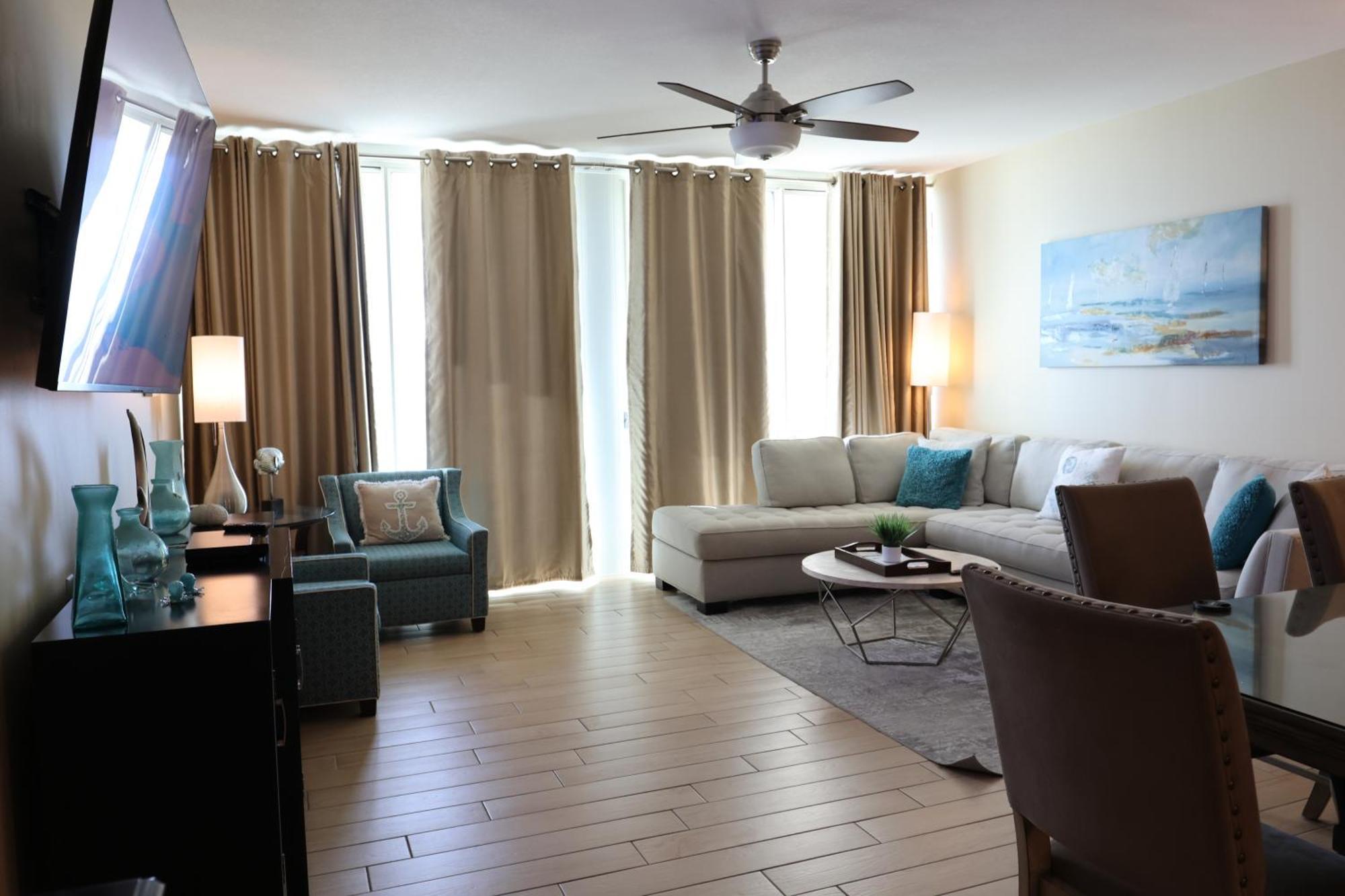 Aqua 1504 Beachfront Condo With Free Beach Chairs Panama City Beach Buitenkant foto