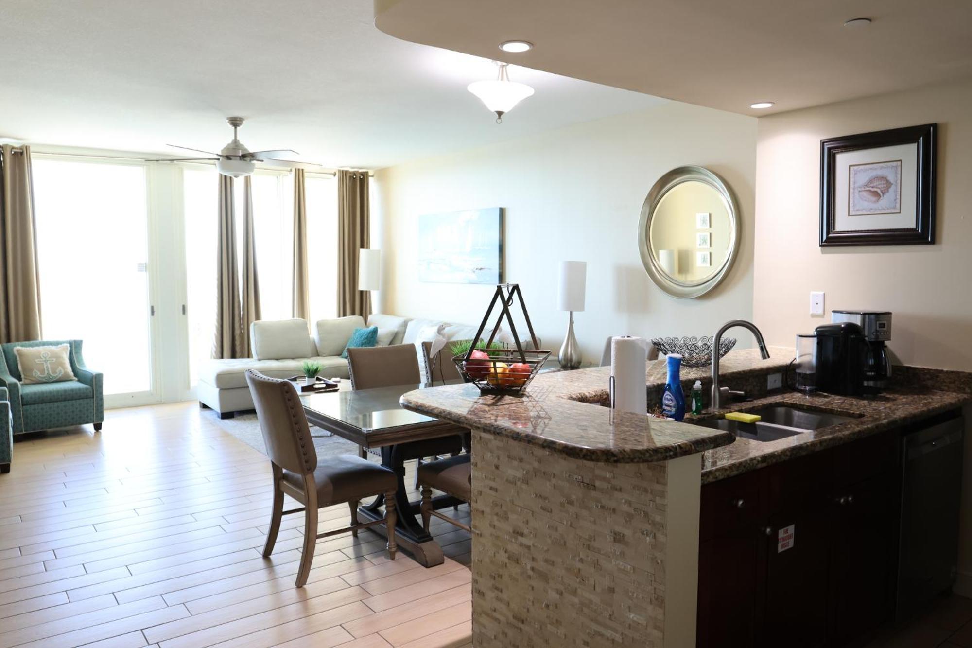 Aqua 1504 Beachfront Condo With Free Beach Chairs Panama City Beach Buitenkant foto